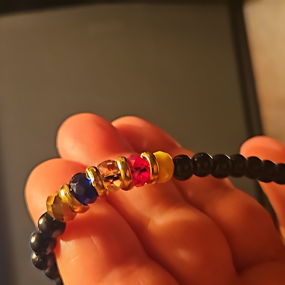 1/2 Price🔻Beaded Bracelet - Picture 2 of 8